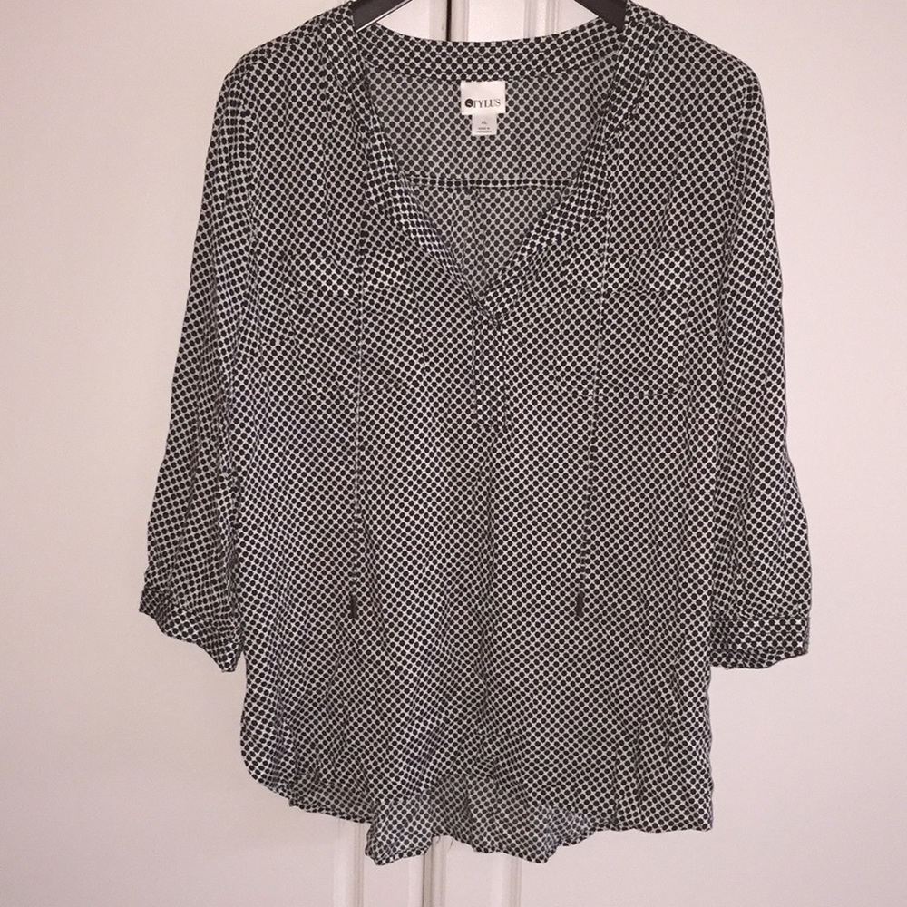 Black and white blouse